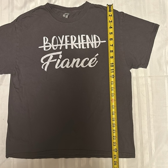 🛑UNAVAILABLE 🛑Gildan Fiancé Tee - Picture 5 of 6